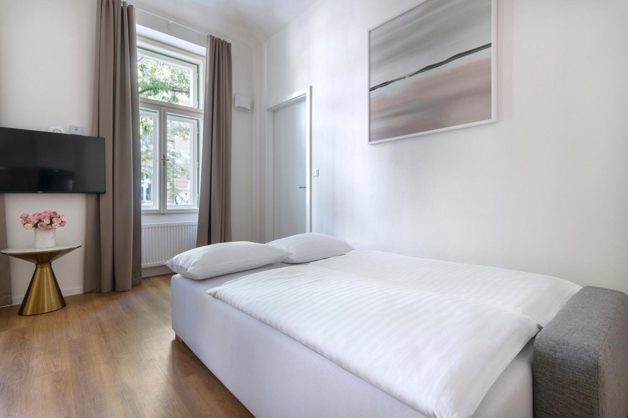 Encore Boutique Residence By Dwellfort Praga Cameră foto
